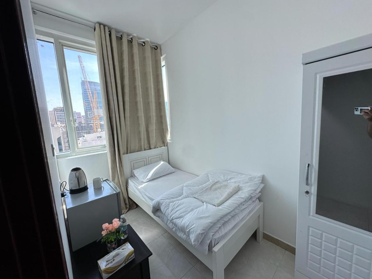 Corniche Street - Stunning Room Abu Dhabi Exterior photo
